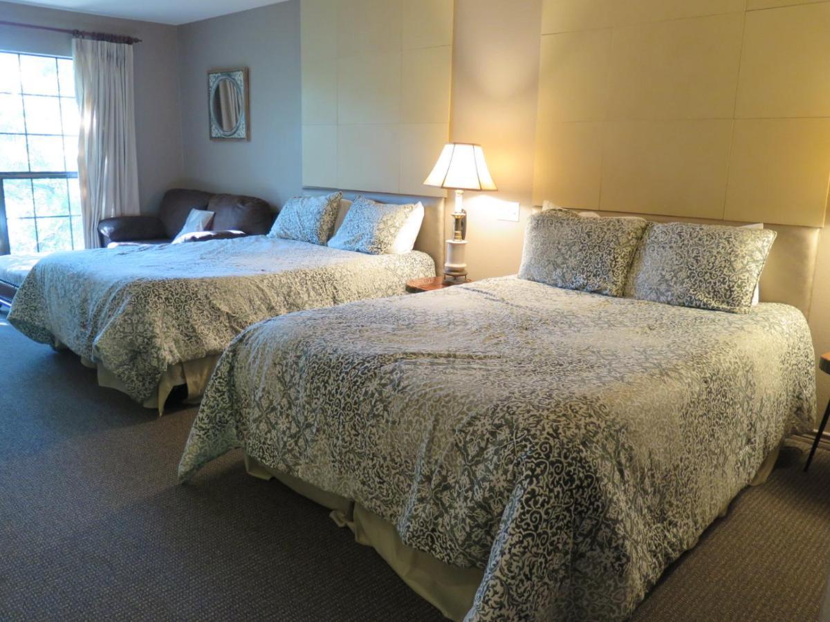 Wimberley Inn Bagian luar foto