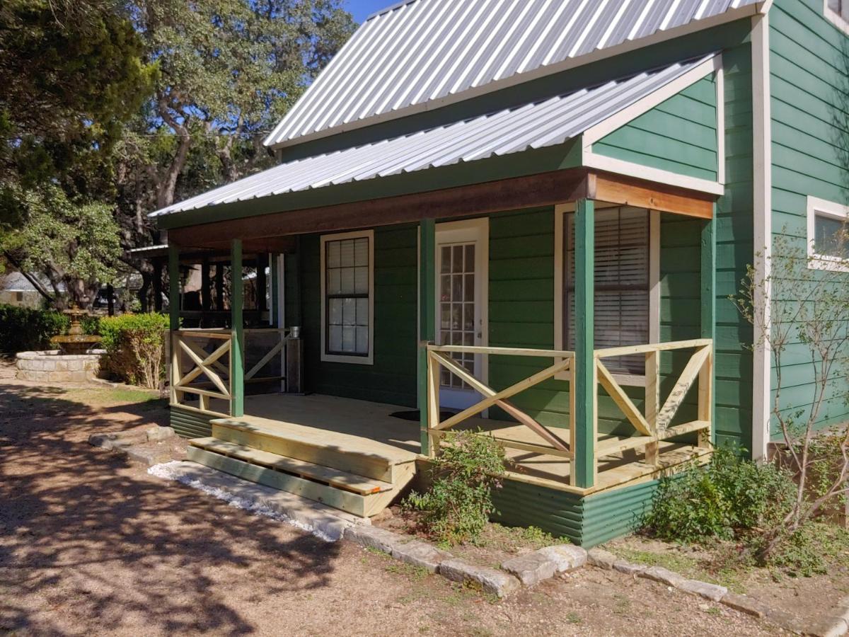 Wimberley Inn Bagian luar foto