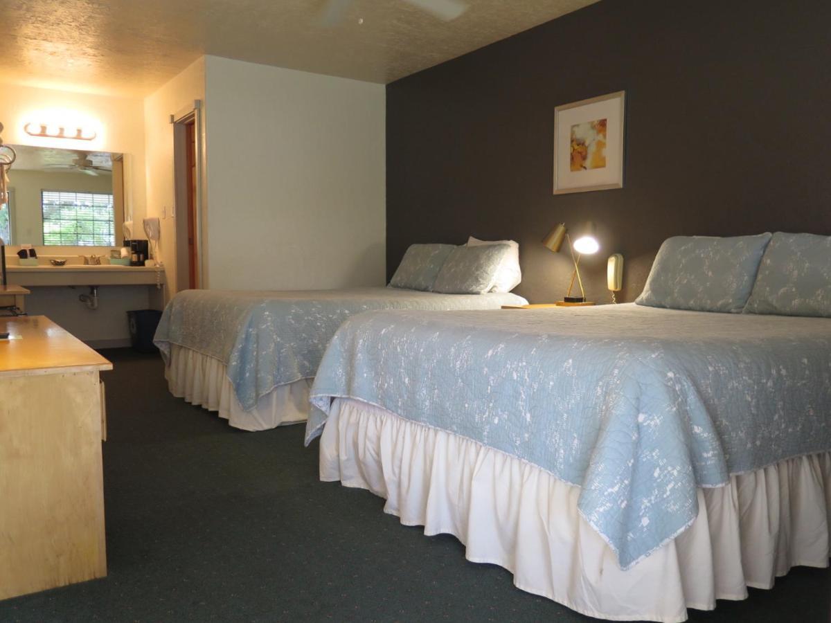 Wimberley Inn Bagian luar foto