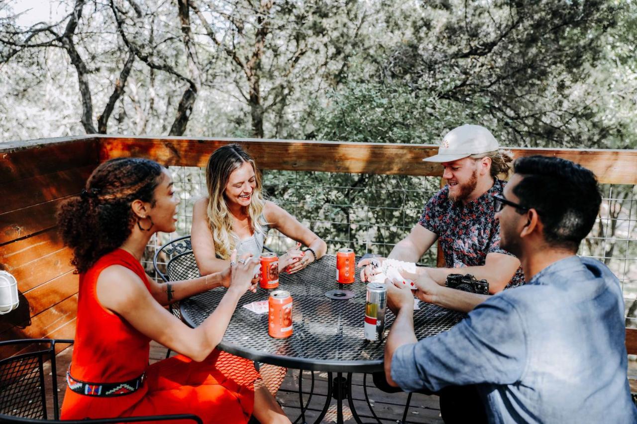 Wimberley Inn Bagian luar foto