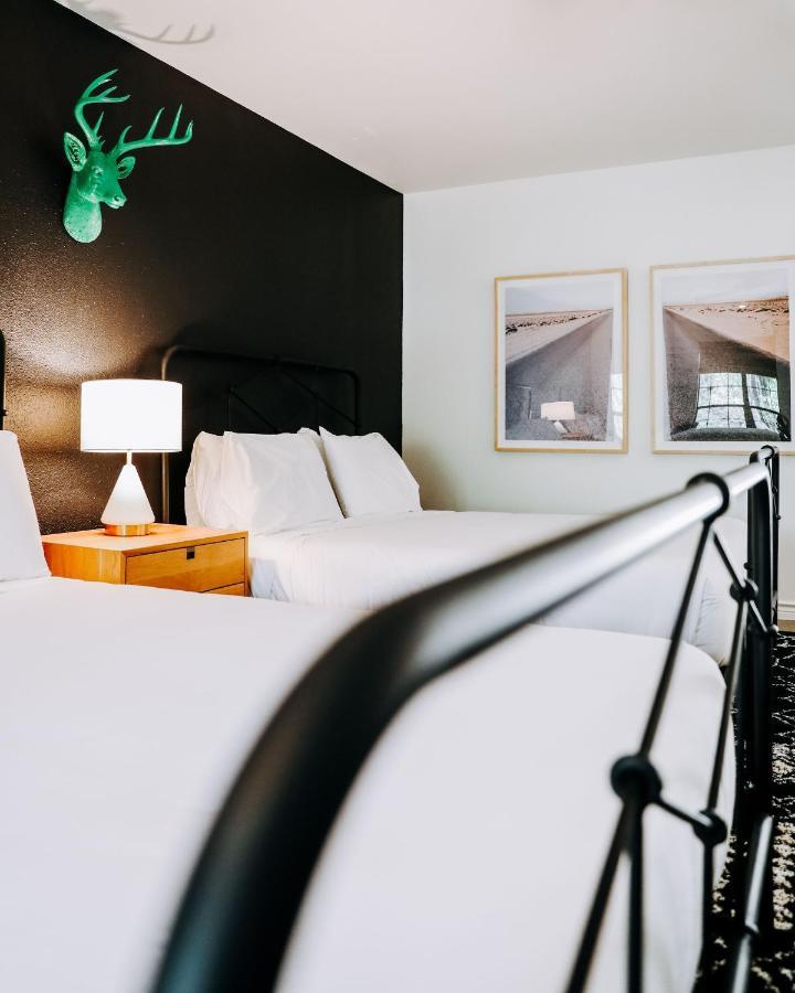 Wimberley Inn Bagian luar foto