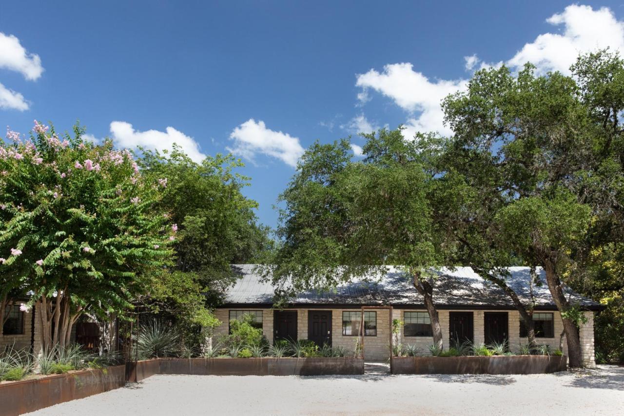 Wimberley Inn Bagian luar foto